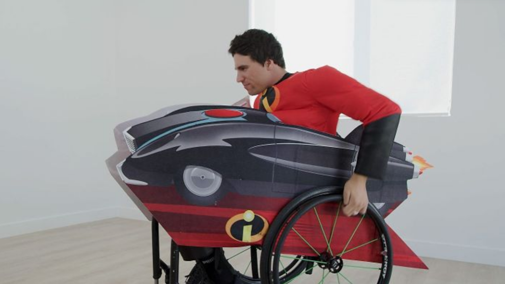 Disney lanza una colección de disfraces adaptados para personas que usan silla de ruedas